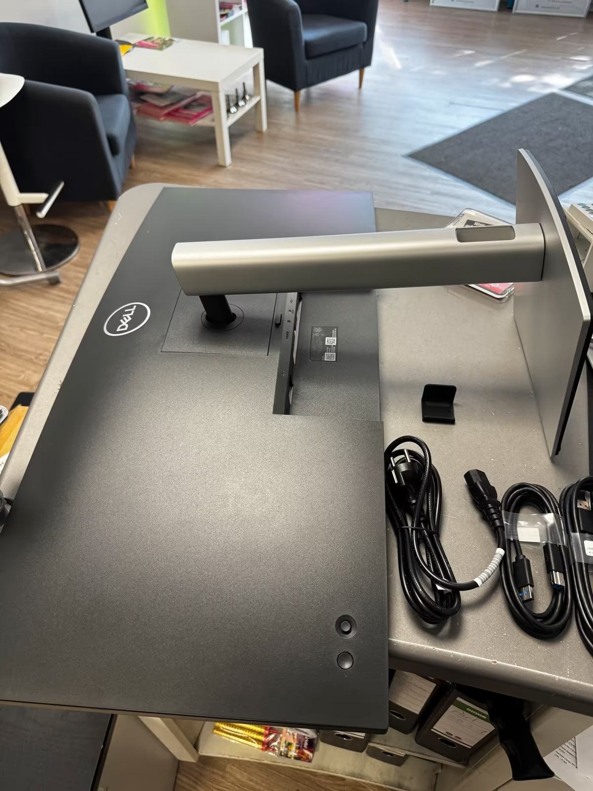 Dell P3421W, 34 inch monitor IPS resolutie 3440x1440 zwart-zilver, refurbished, gebogen
